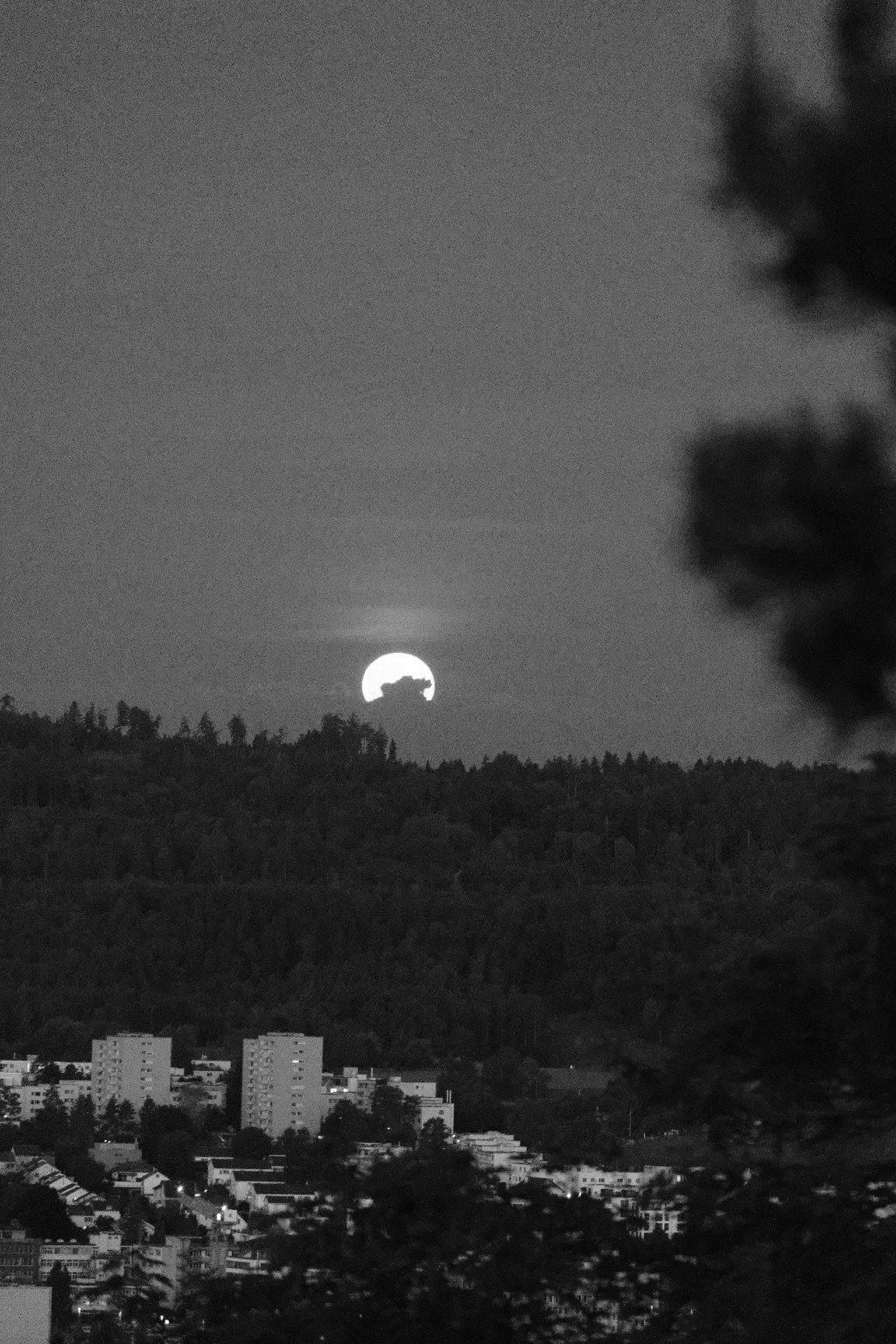 Full Moon/set for Beltane